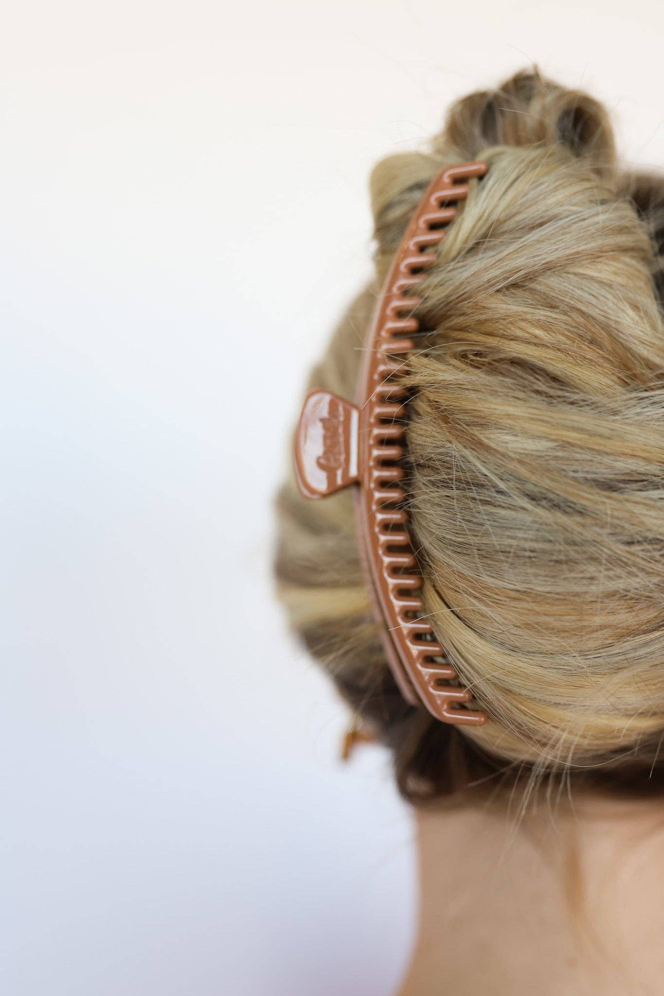 Shiny Original Hold Everything Claw Clip