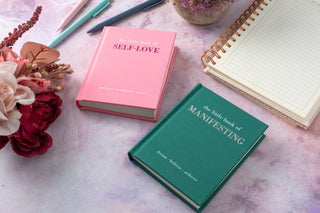 The Little Book of Manifesting: Dream, Believe, Achieve
