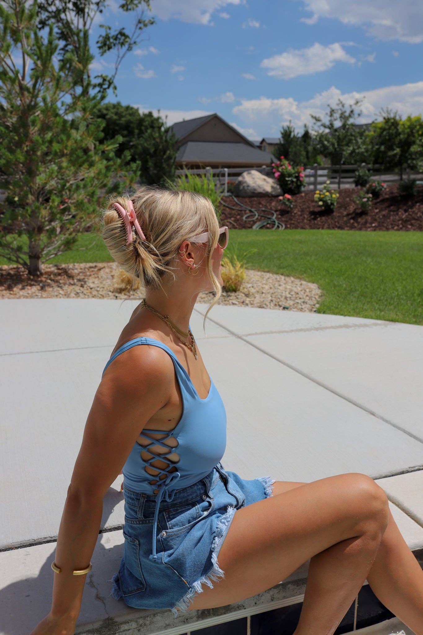 Matte Midi Hold Everything Claw Clip