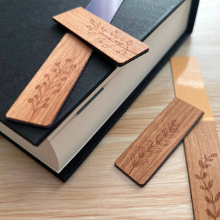Floral Icons Magnetic Wooden Bookmarks