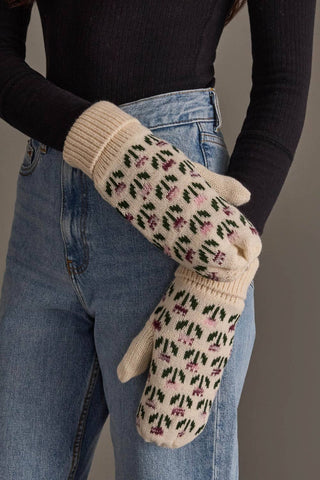 Cream Small Floral Pattern Knit Mittens