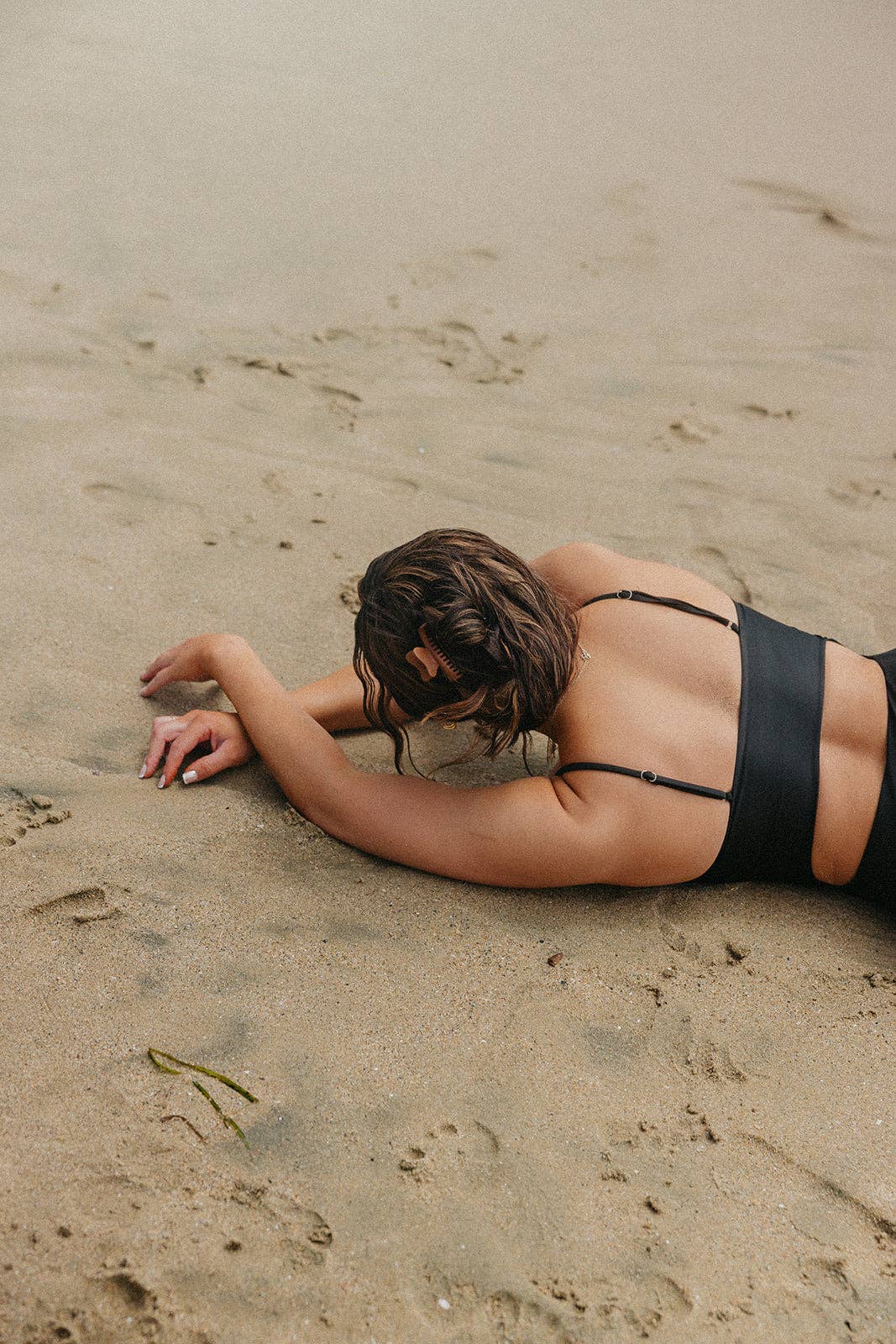 Kaxi Mini Wavy Hold Everything Claw Clip