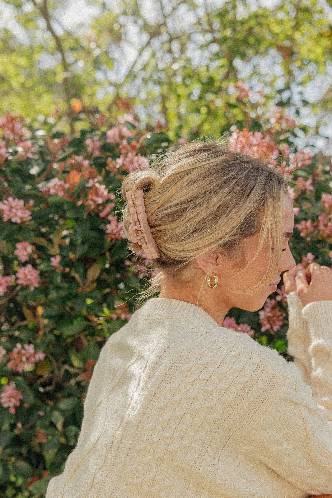 KAXI Scalloped Midi Hold Everything Claw Clip