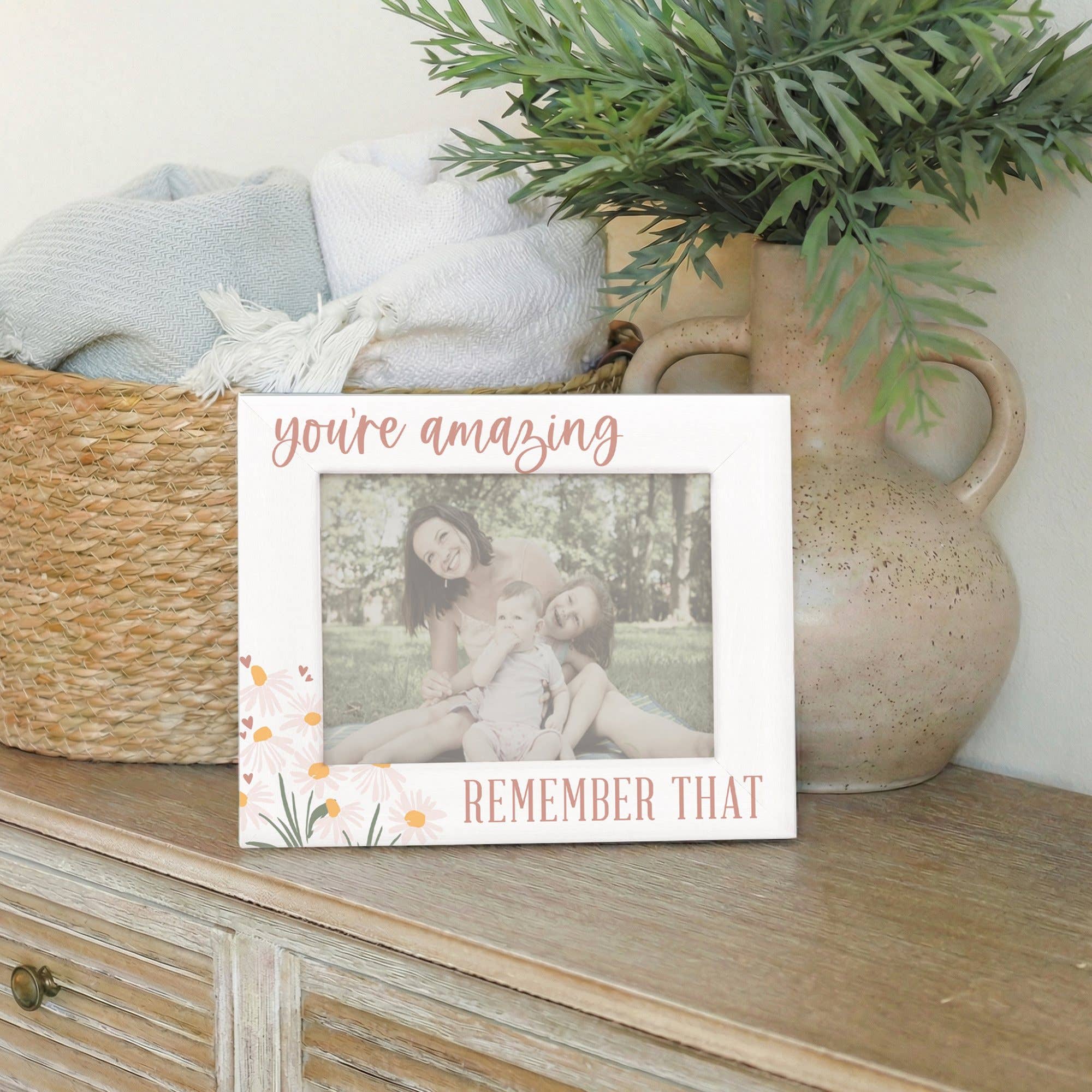 You're Amazing Daisies - Framed Moments
