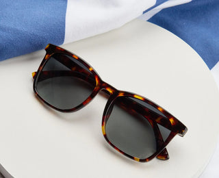 Peepers Mateo Polarized Sunglasses in Tortoise featuring a soft square frame with green gradient polarized lenses and lightweight construction.